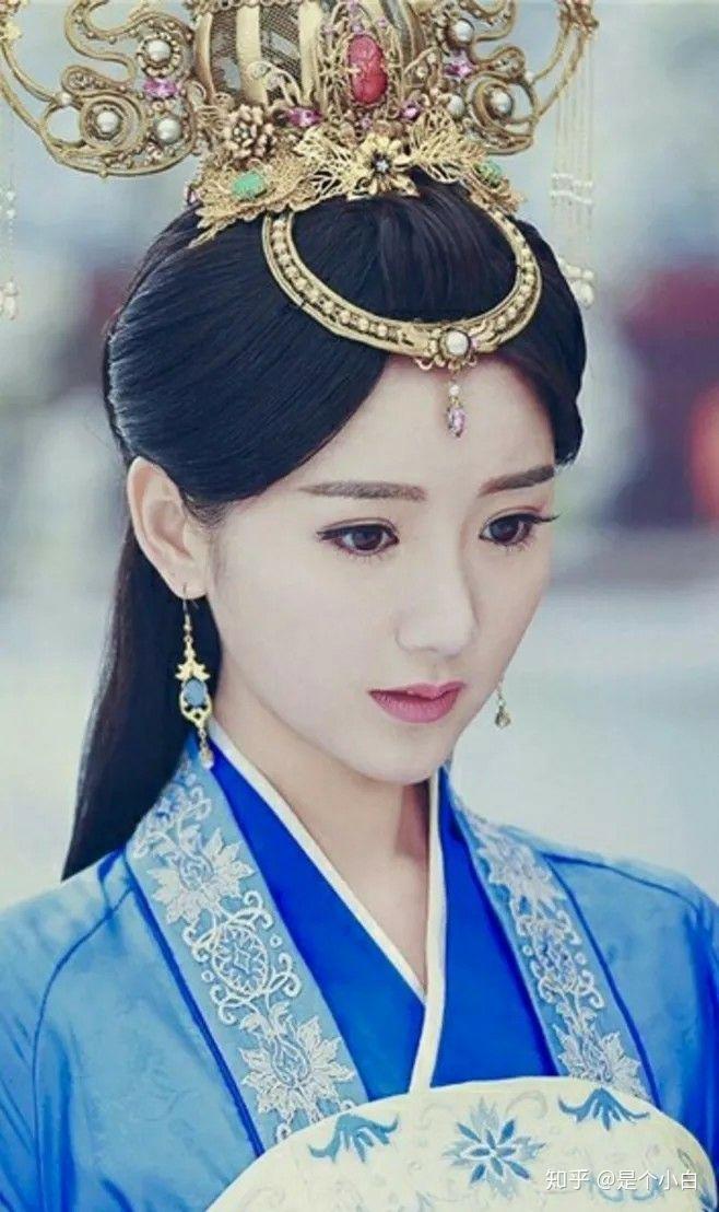 单看脸的话,哪些女明星有小说女主角的逆天颜