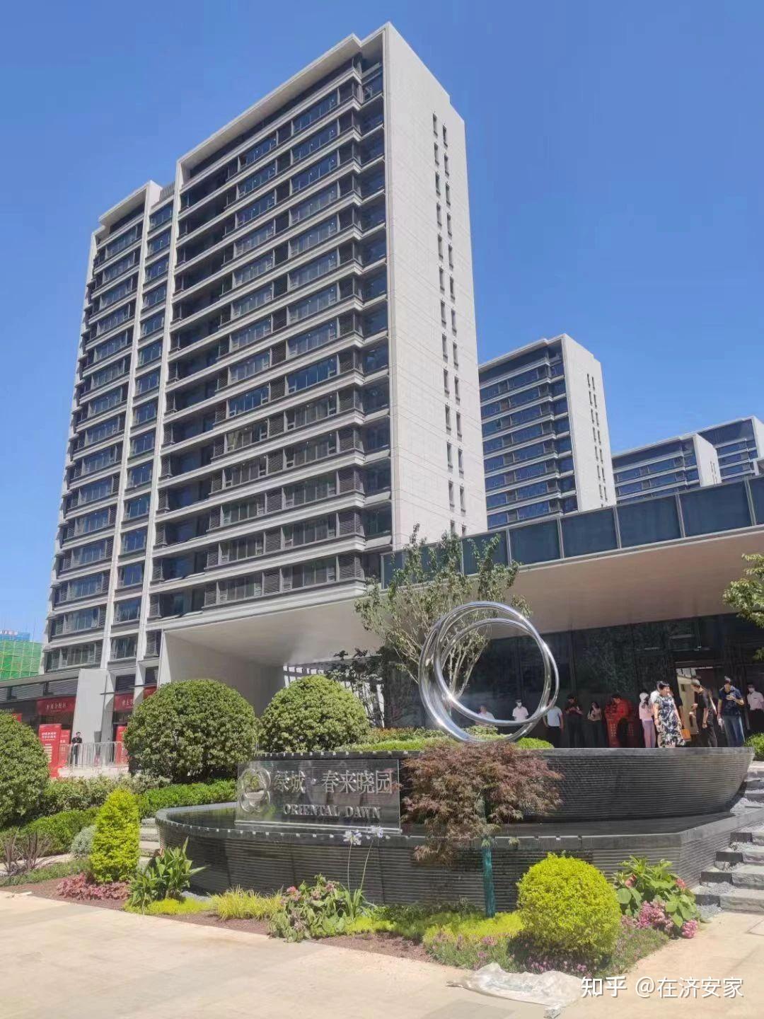 个人看好中建能做好改善/绿城春来晓园颜值在线/雪山万科城6地块实景