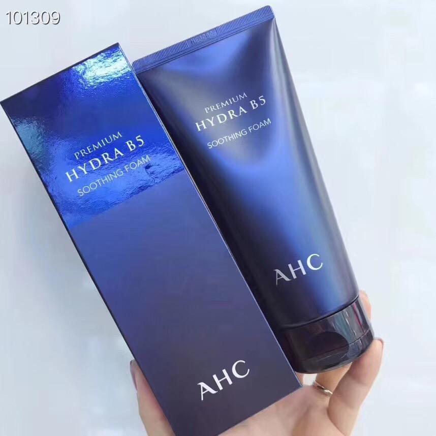 做代购之前闺蜜带我香港玩,卡莱美的导购推荐的这只.