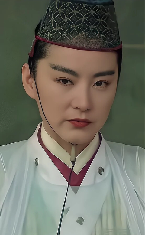 明朝年间,天龙门掌门死了之后,武林中群龙无首,武林各大门派争相争夺