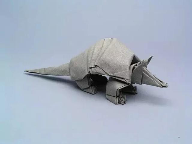 在美国折纸不仅能拿文凭当教授还能救人