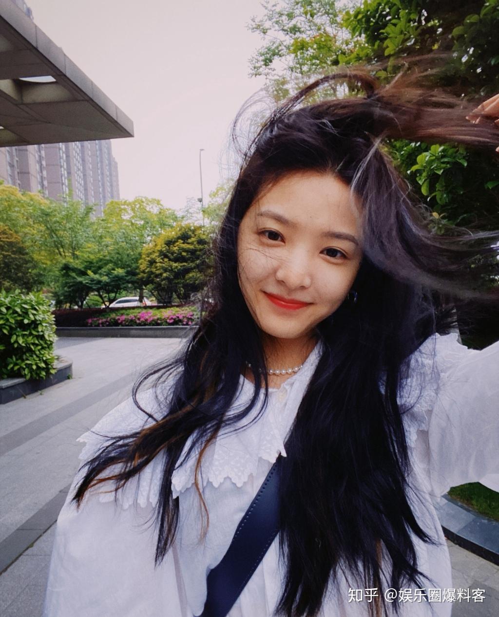 娱乐点评:张艺兴,邓伦,易烊千玺,任豪,范丞丞,章若楠 - 知乎