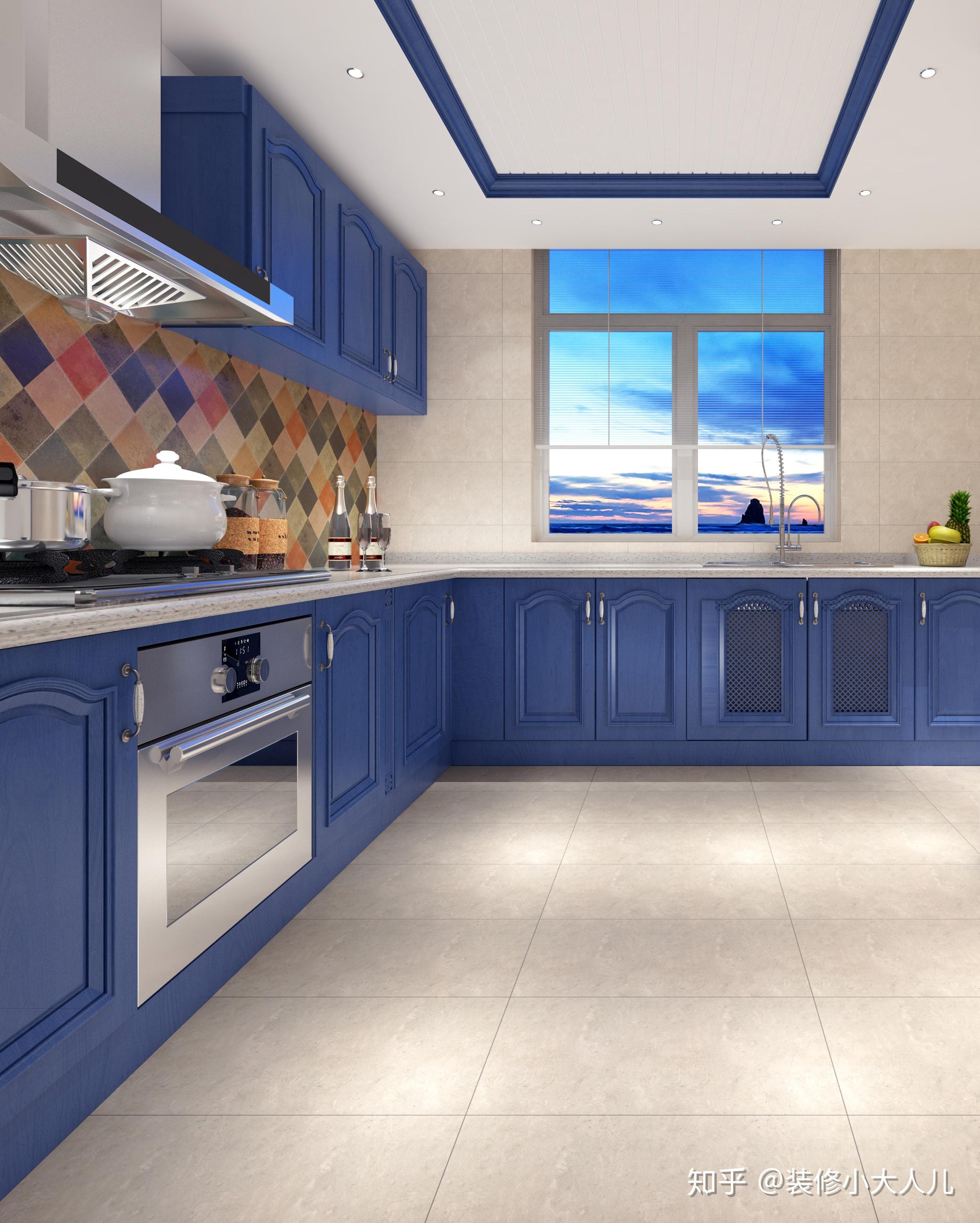 厨房▲厨房的l型宝蓝色橱柜线条流畅,色彩鲜活.