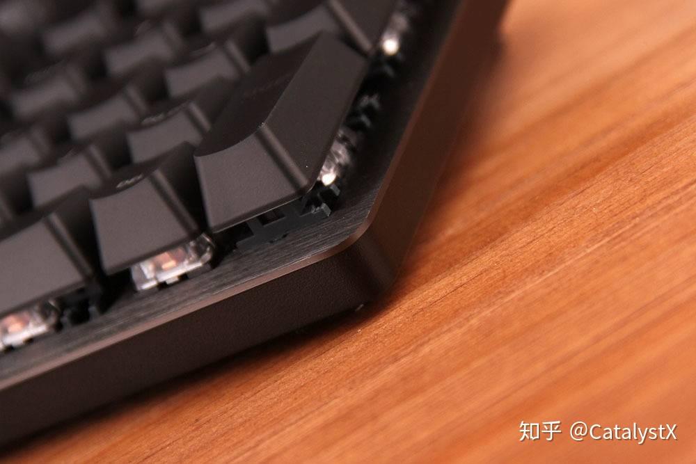 不一样的青轴机械键盘罗技g512c轴机械键盘简测