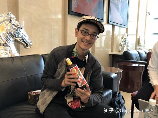 日讲座当天早上,《原火》编辑部和我们具有高度专业性的外援顾问囧仙