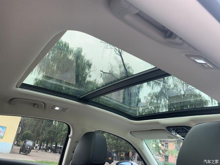 感受吉利星越的澎湃动力20t加8at这个组合真不错