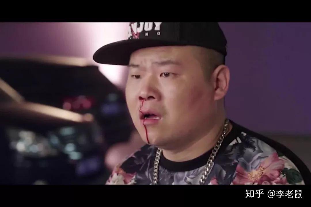 鼠哥,我的雅绅特开沟里去了,废了.