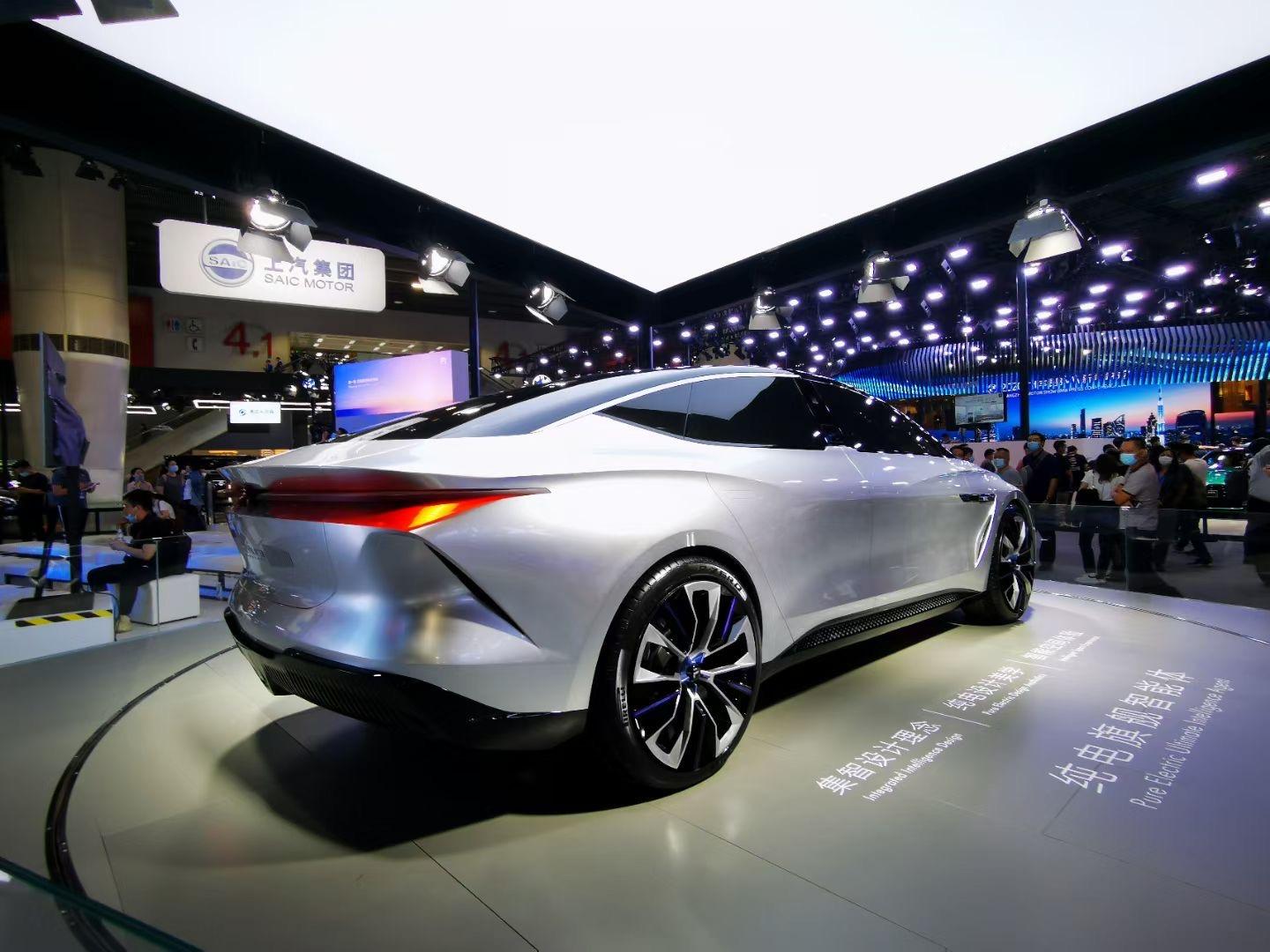 上汽荣威raura概念车发布这设计惊艳到我了