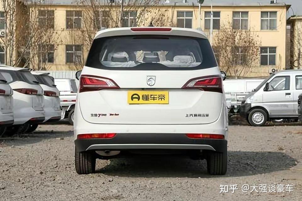 驾体验宝骏730实用与舒适并存