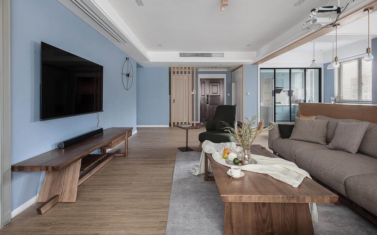 灰蓝色调温润木质打造生活的柔和感