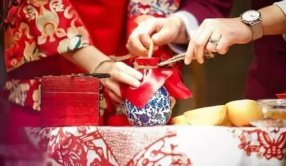 原来婚礼还讲究个二回熟