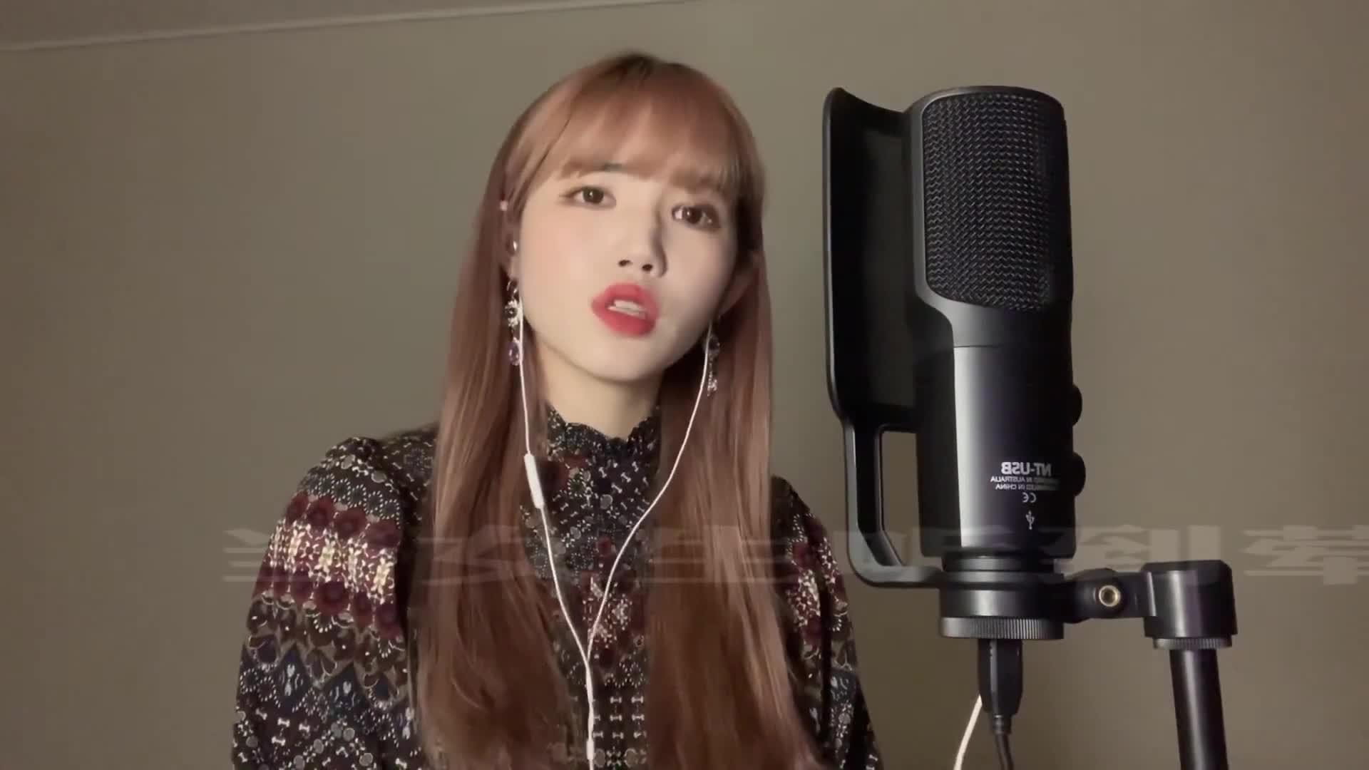 婊气冲天 话题焦点queen jennie绝美《solo》