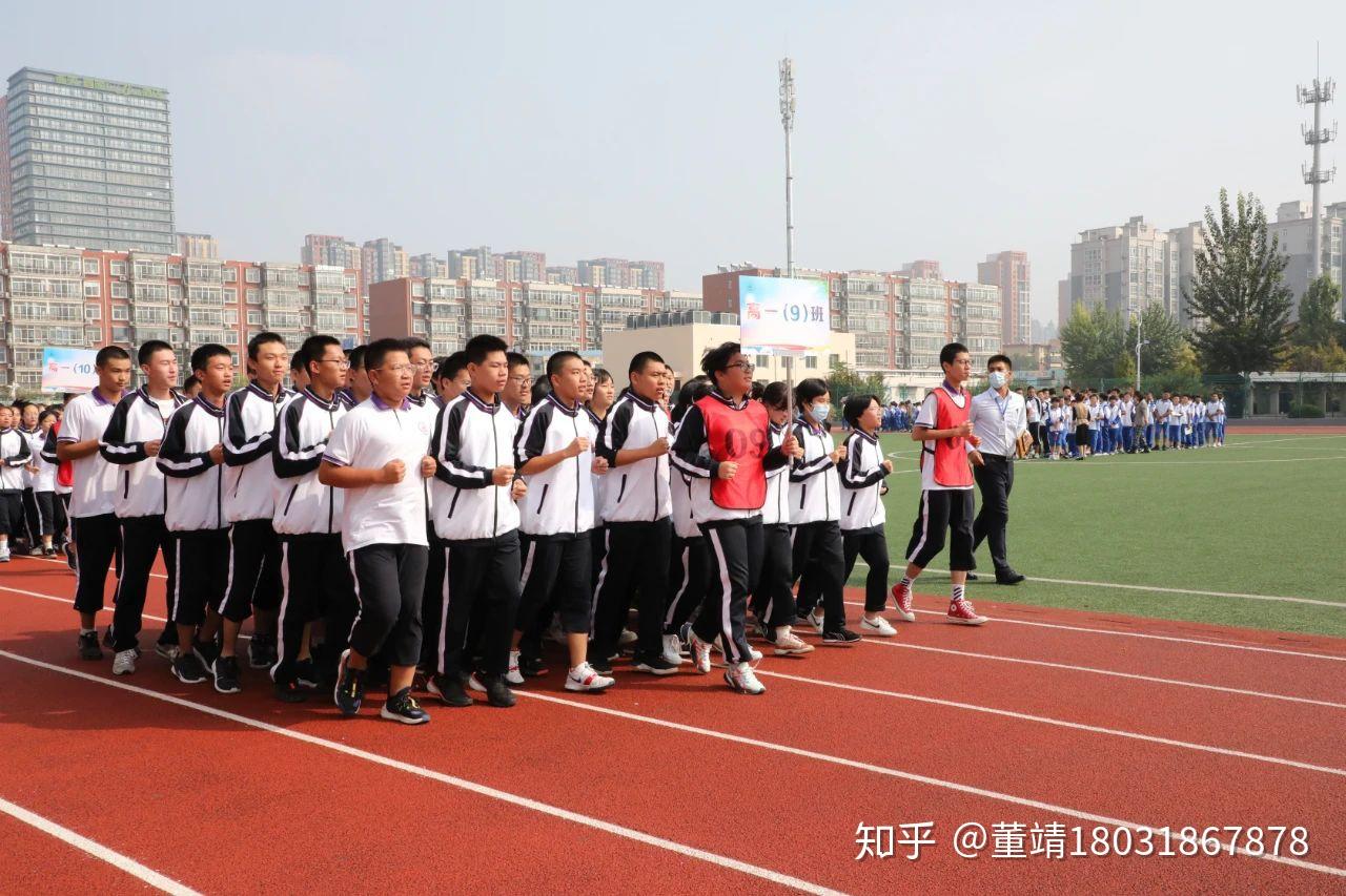 卓越中学学生晨读,跑操时记,奋进的卓越学子!