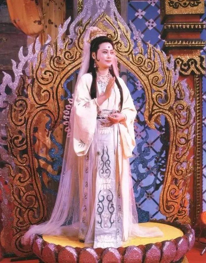 10,观音菩萨——左大玢9,四蛛女——杨肃8,白骨