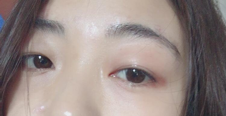 自带眼影是种什么样的感受?