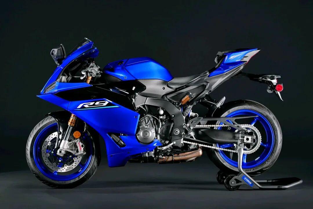 Yamaha R9 With Rear Rack 139,800元起!YAMAHA R9正式引入国内,零头快赶上张雪820RR - 知乎
