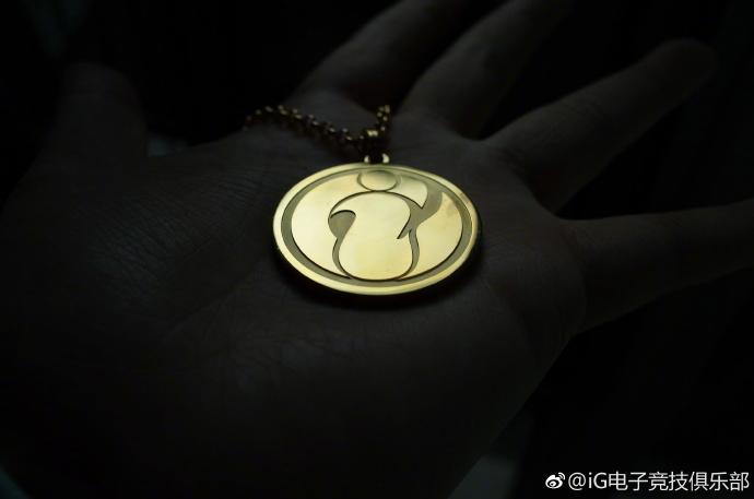 神评:人生赢家安爱必信 有冠无妻李相赫 - 知乎