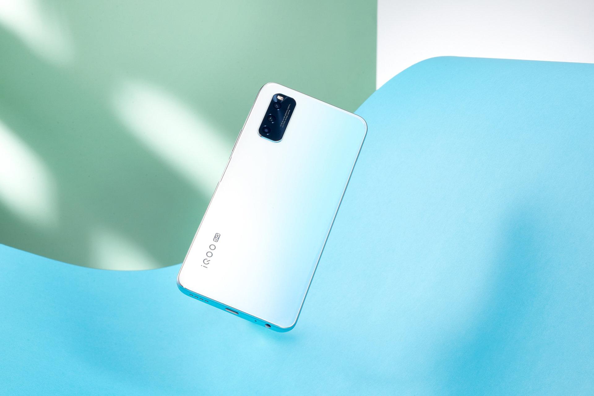 iqooneo3极昼图赏144hz新高度流畅又快速