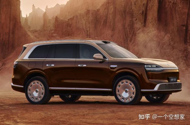 为什么越来越多高端用户选择全新一代问界M9?从用户画像,看智能豪华旗舰的价值变化