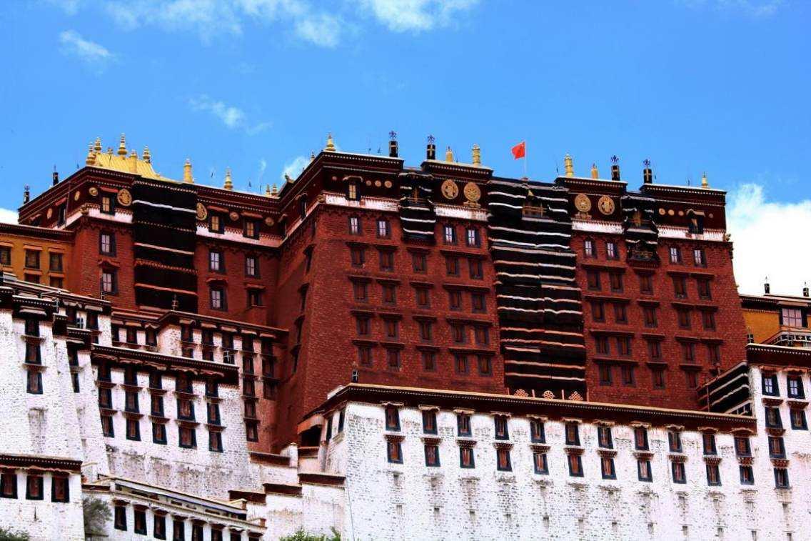 旅行里的世界之最世界上海拔最高的宫殿布达拉宫