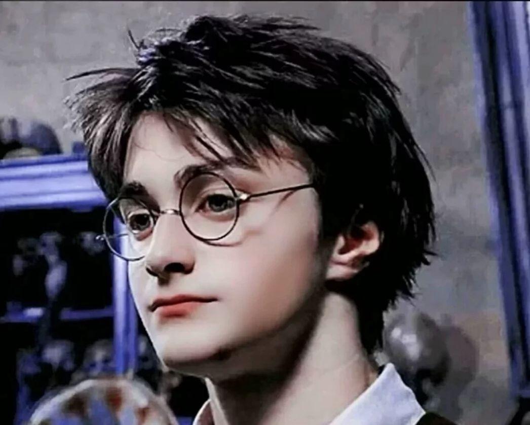 请问大家有没有哈利波特与阿兹卡班的囚徒电影中好看的图片头像或壁纸