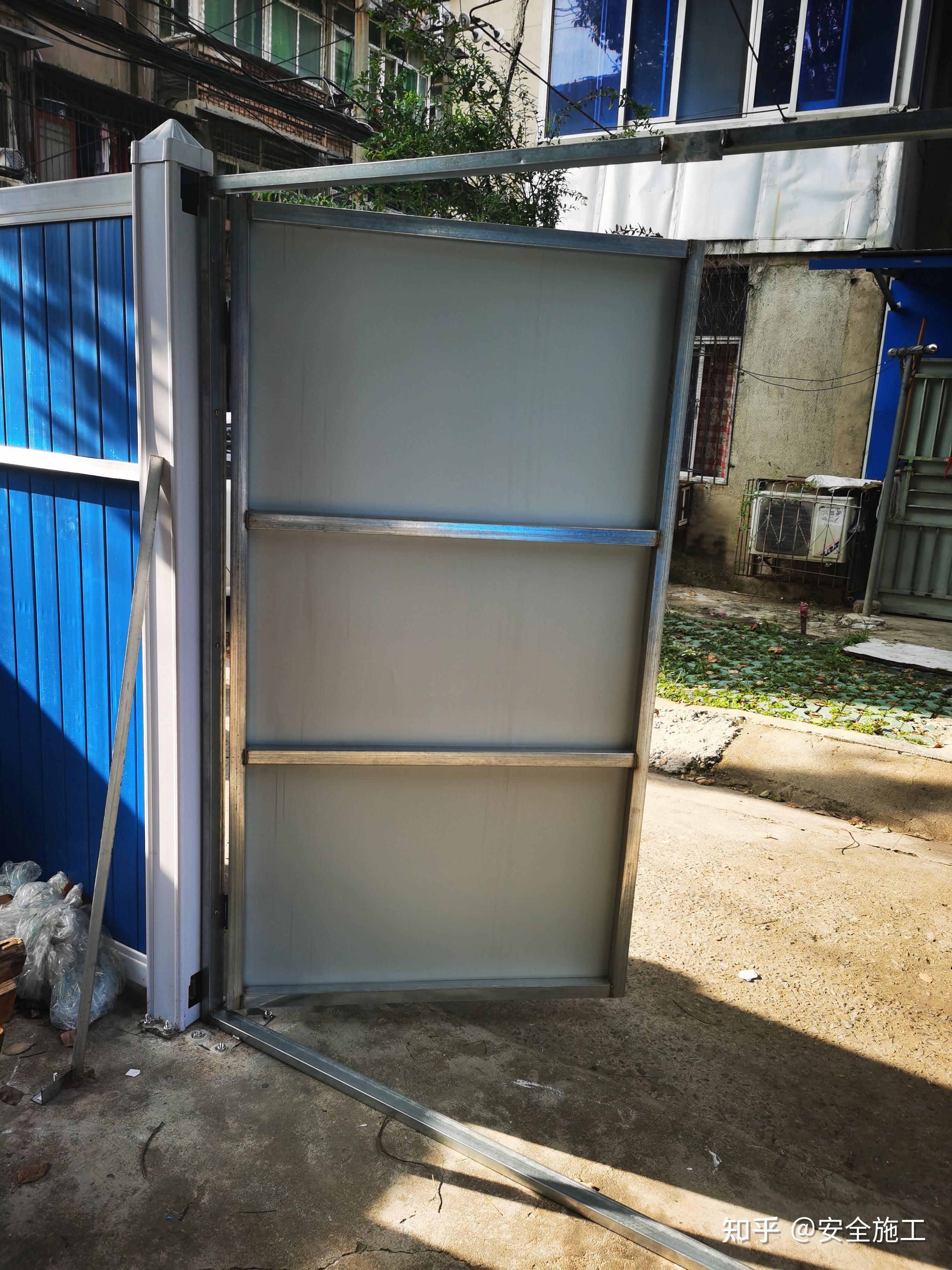 武汉工地围挡大门图片款式