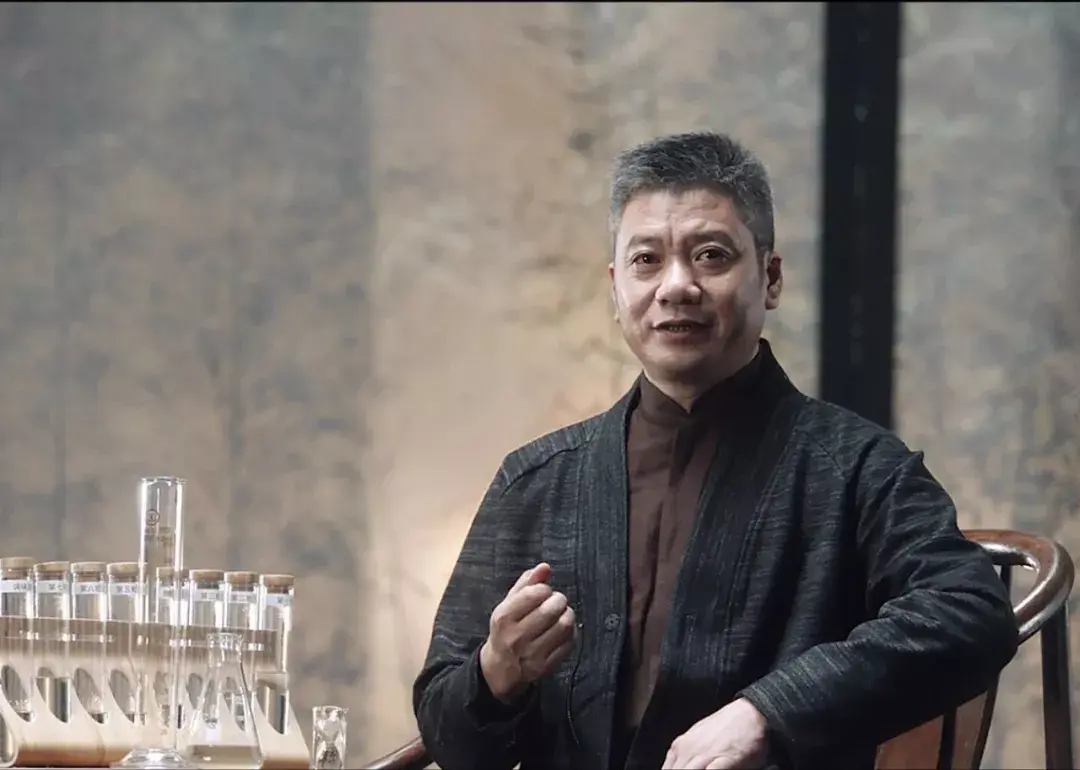 余方强贵州夜郎古酒业股份有限公司董事长中国酱香酒酿酒大师国家高级