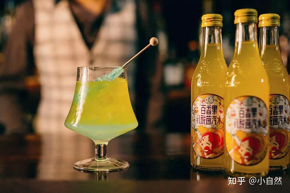 上世纪70,80年代,国营武汉饮料二厂生产的滨江牌汽水被老武汉人亲切地