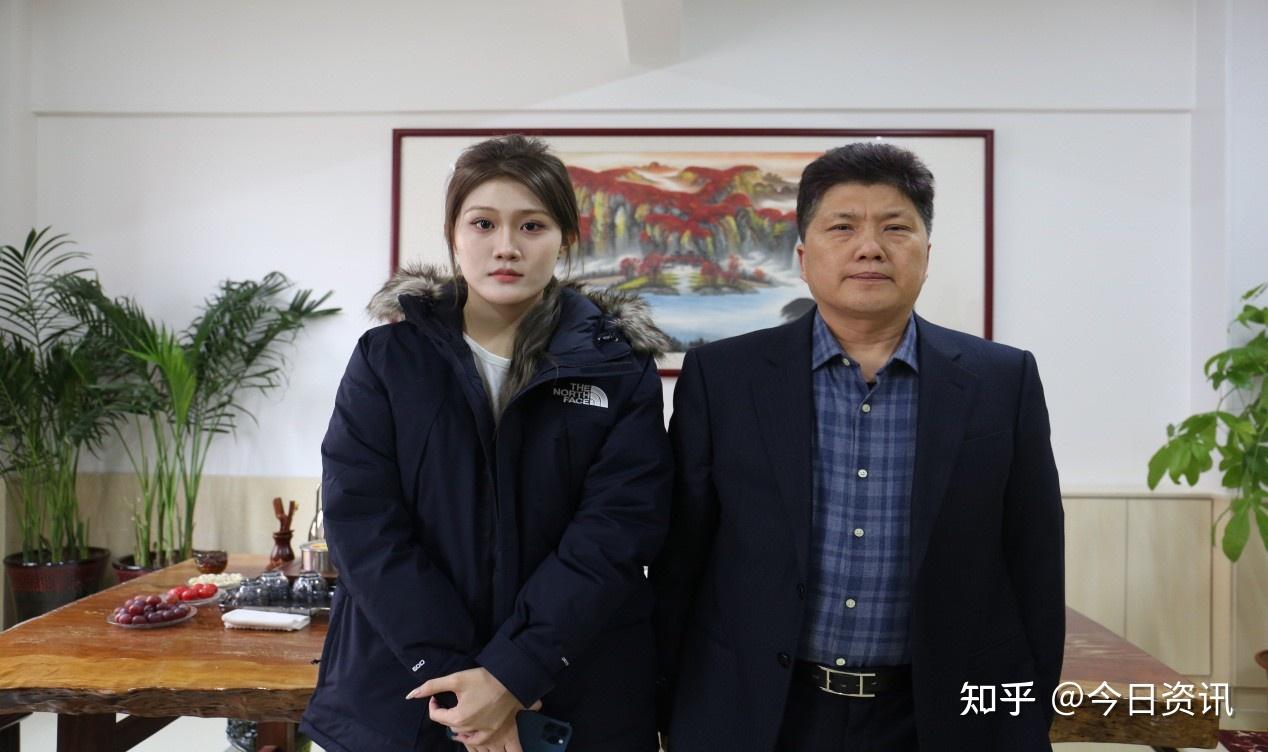 图说贺阳:周虎震会见保定贺阳衡水一中优秀学生王周潇然