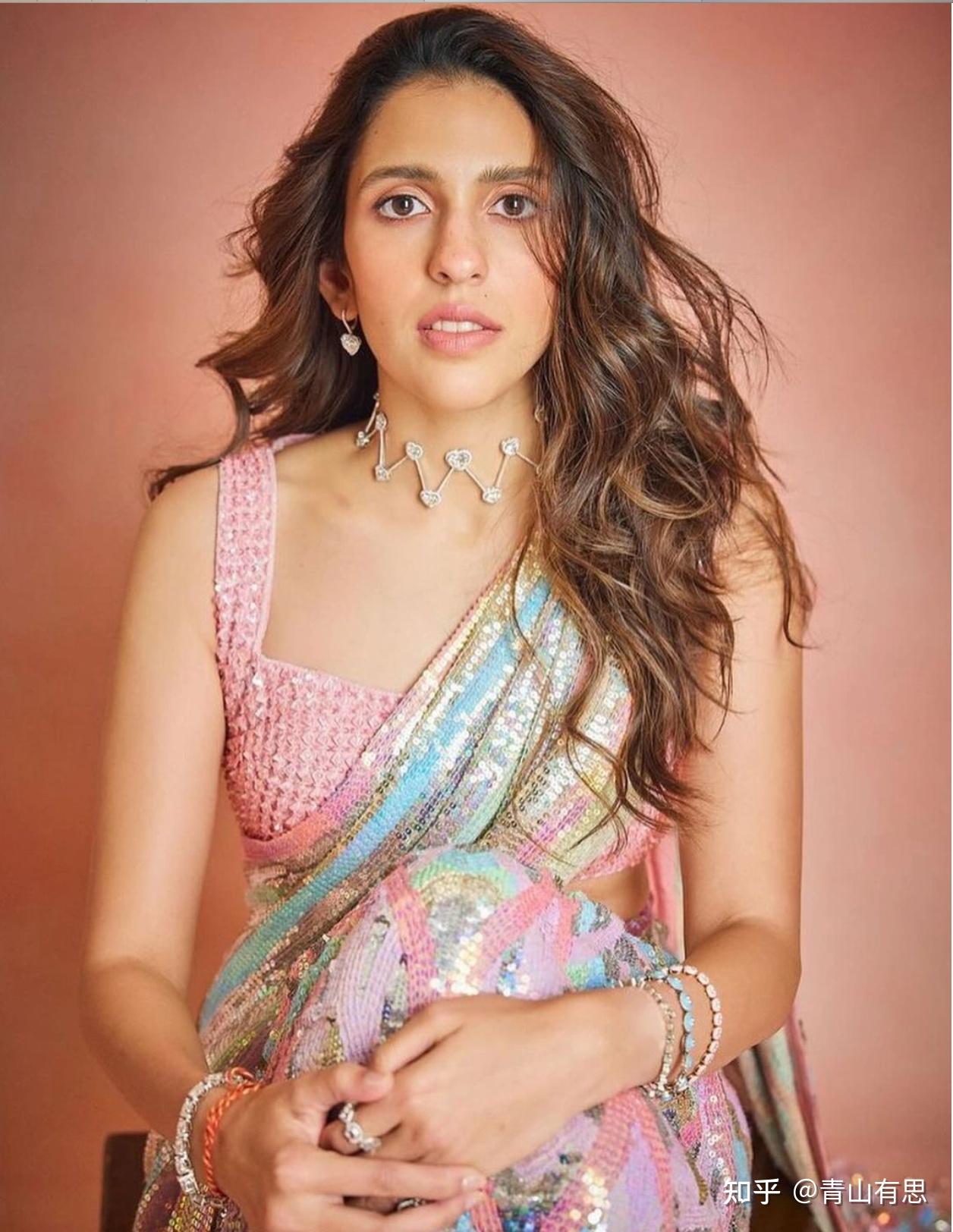 印度首富家宠妻也遗传大儿媳被吐槽仪态差大儿子眼里却只有她