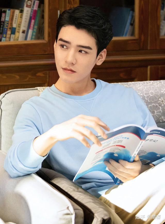 01《从结婚开始恋爱》饰 凌睿