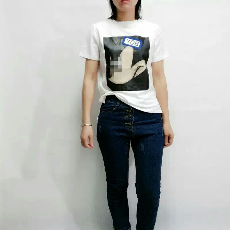 肩宽腰细胯大的女生如何搭配衣服