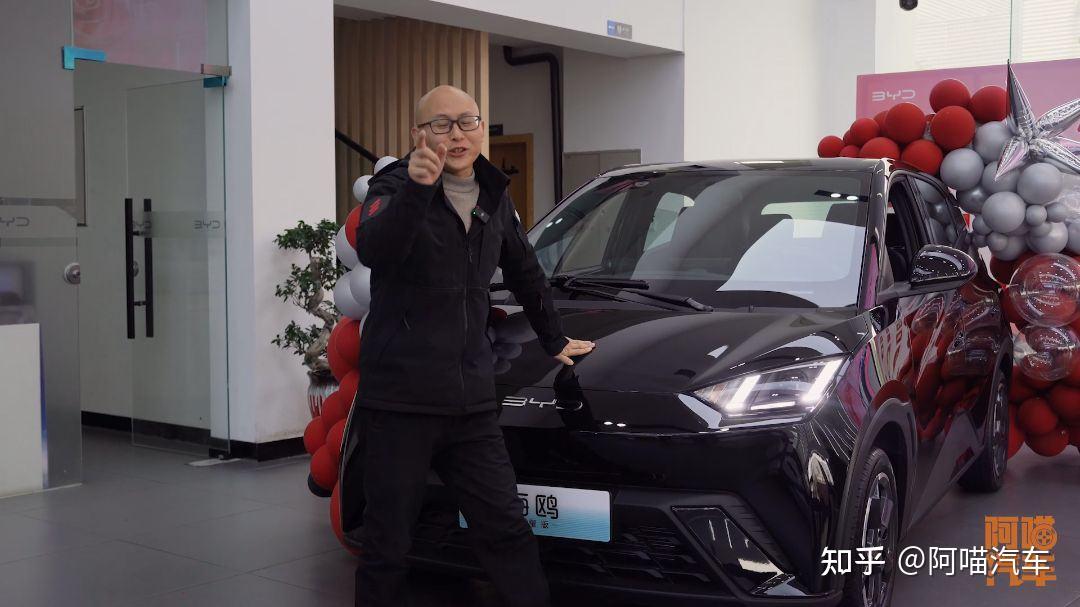 比亚迪4s店赶集一样热闹有人连买2台驱逐舰05展车都被买走了