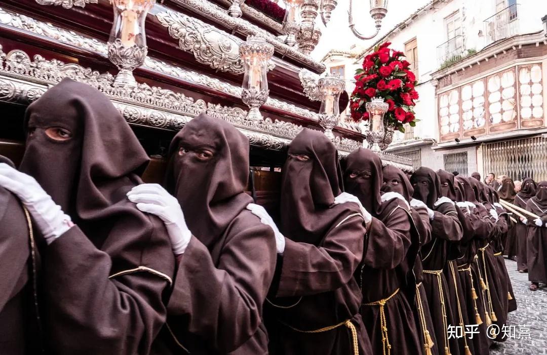 日期新年 —— 1月1日主显节 —— 1月6日圣灰节 —— 2月17日