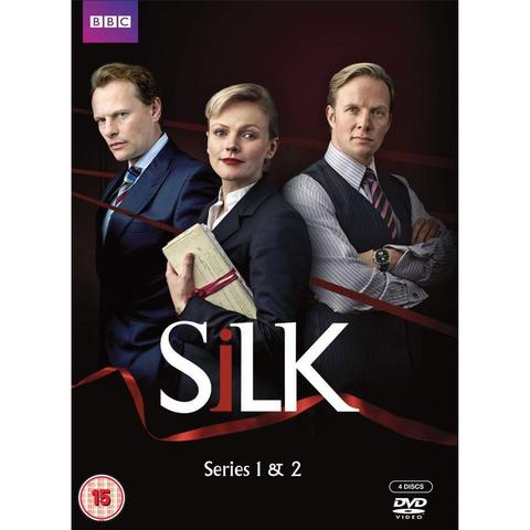 " 曾经看过英剧《silk》,玛莎的格言,律师就是:不睡觉 不微笑 不拒绝.