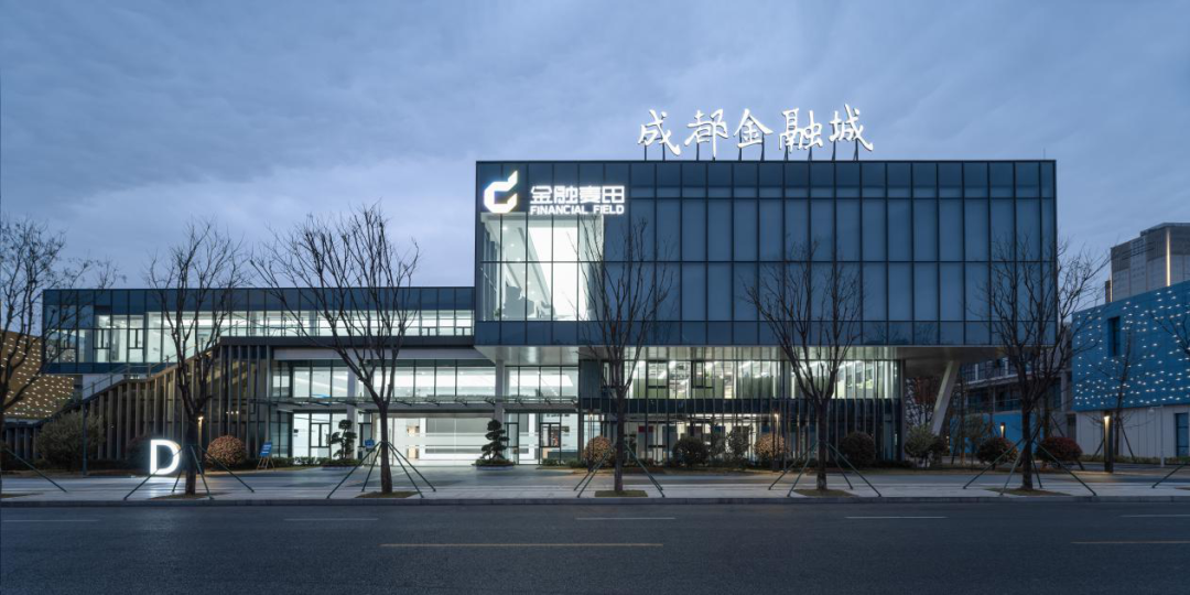 金融麦田夜景高品质搭建产业载体已竣工300万平方米的产业载体.