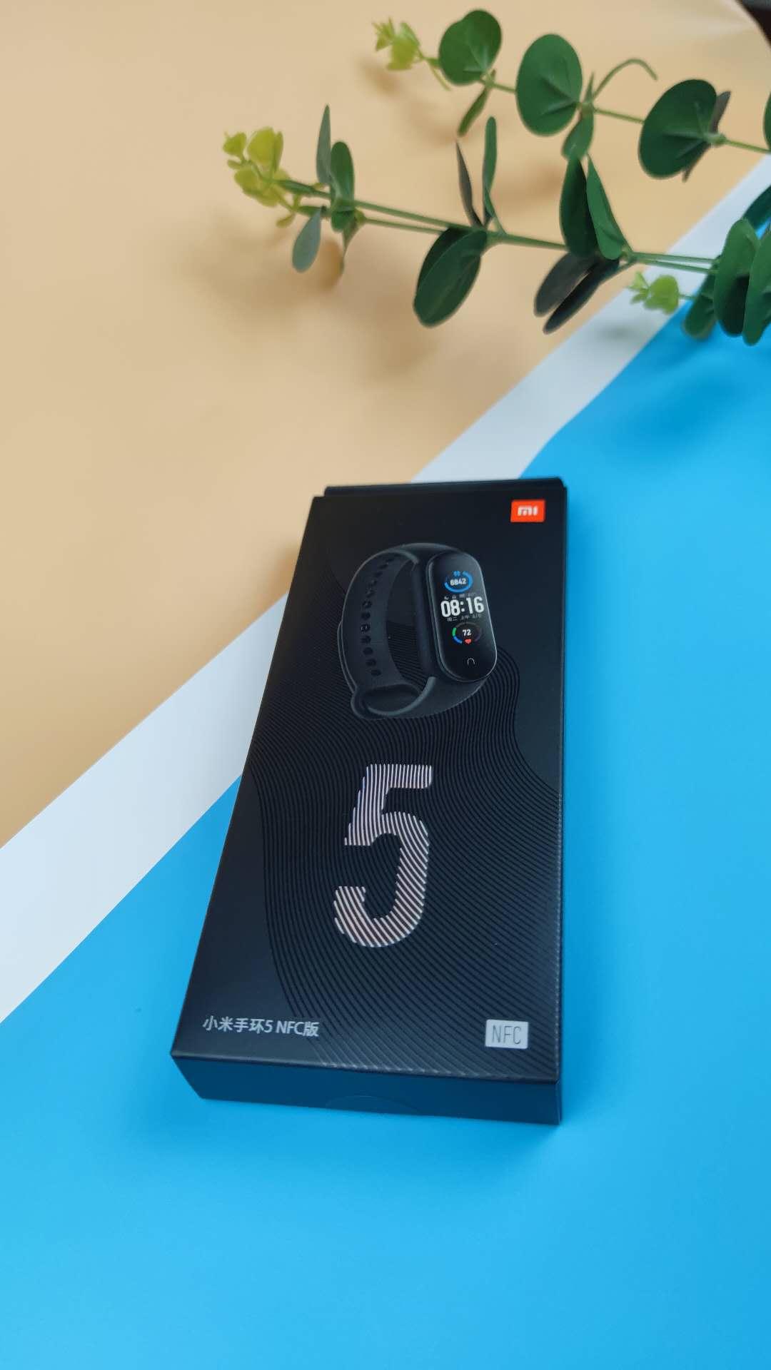 小米手环5多少钱一只 v2-8ef0f1db90ac56d9e644aa27a2723314_1440w.jpg?source=172ae18b