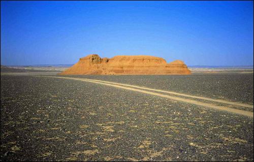 塔里木盆地有什么之称 v2-8f14fd3663306f788a5a6ae8da7101af_r.jpg