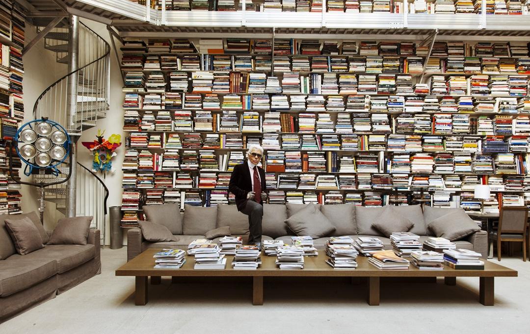 豪宅书房里的办公桌都是什么样的