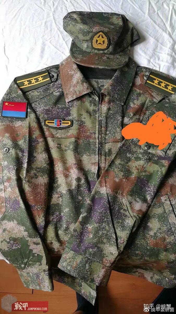 迷彩设计的从一开始的画家涂鸦至今已经有百年历史了,迷彩的种类也