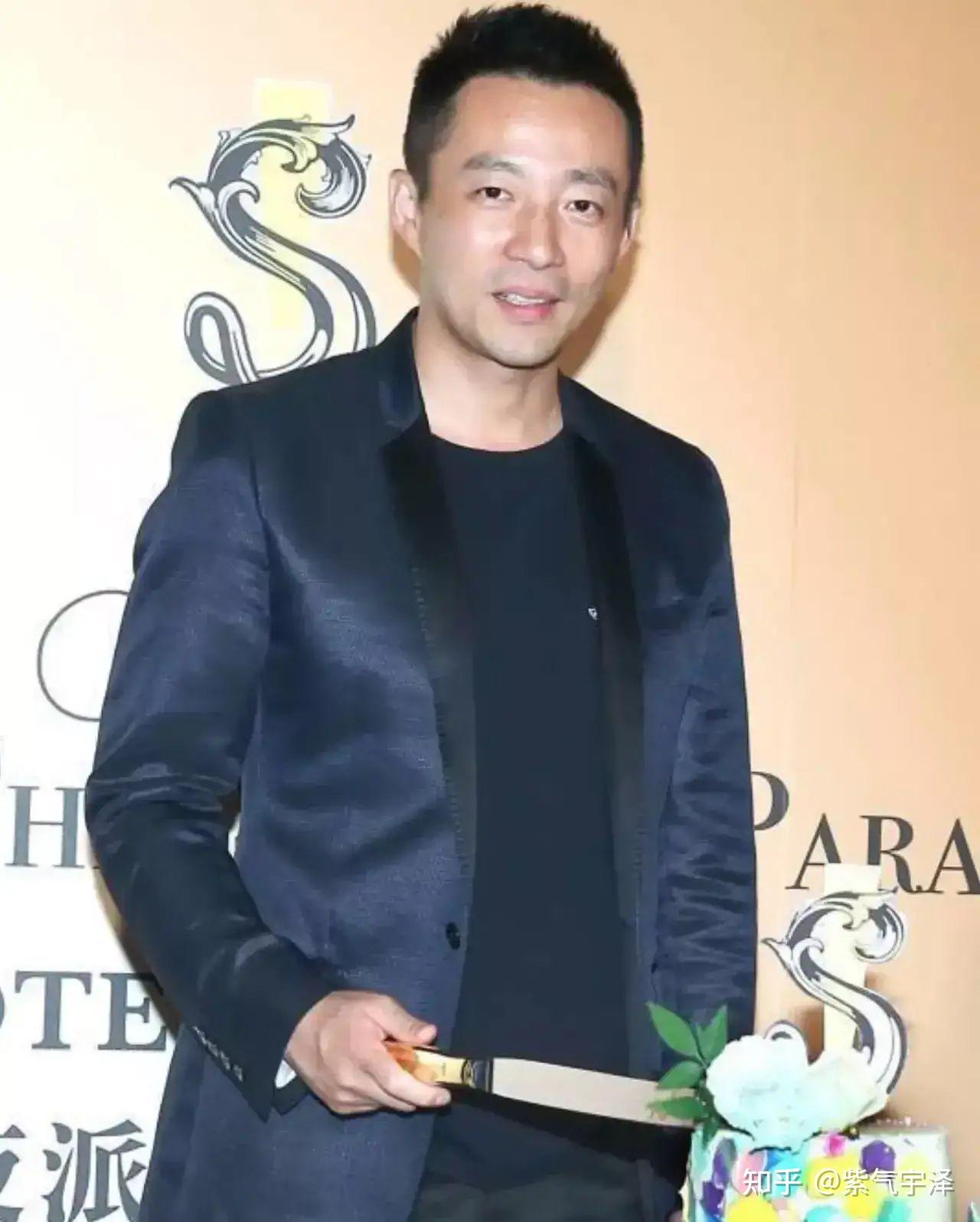 张颖颖同学爆汪小菲受骗了学历年龄全是假的