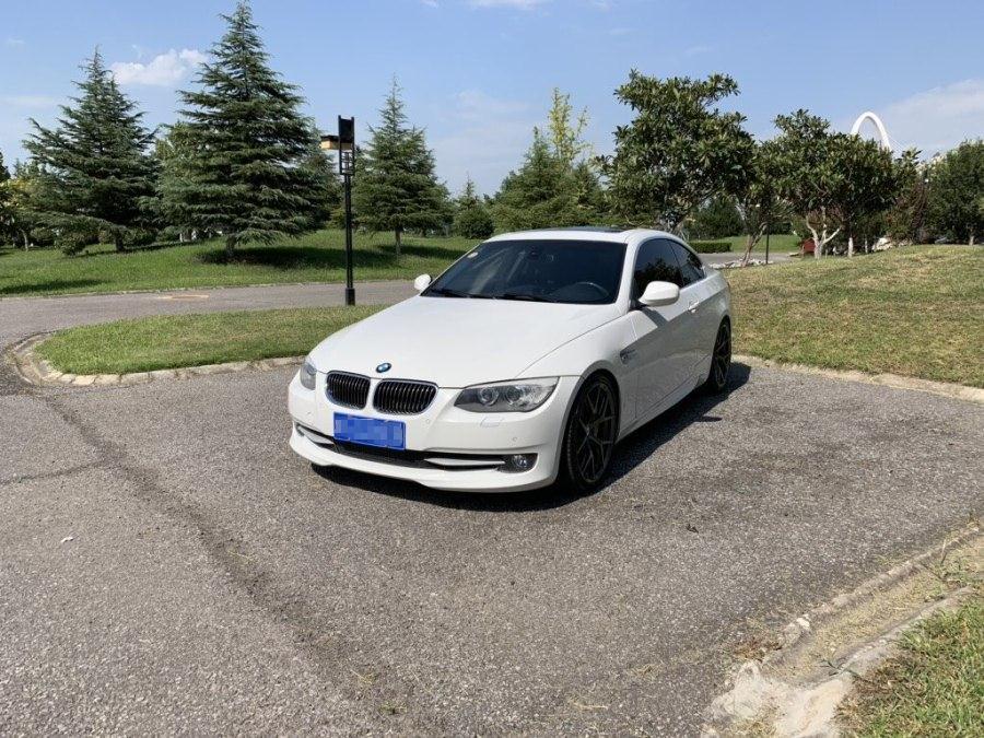 二手车检测师淘到一台精品宝马330i双门轿跑17万值不值