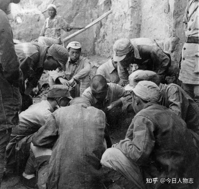 张宗逊资历战功都很高,为何没评上大将?毛主席:该厉害时不厉害 - 知乎