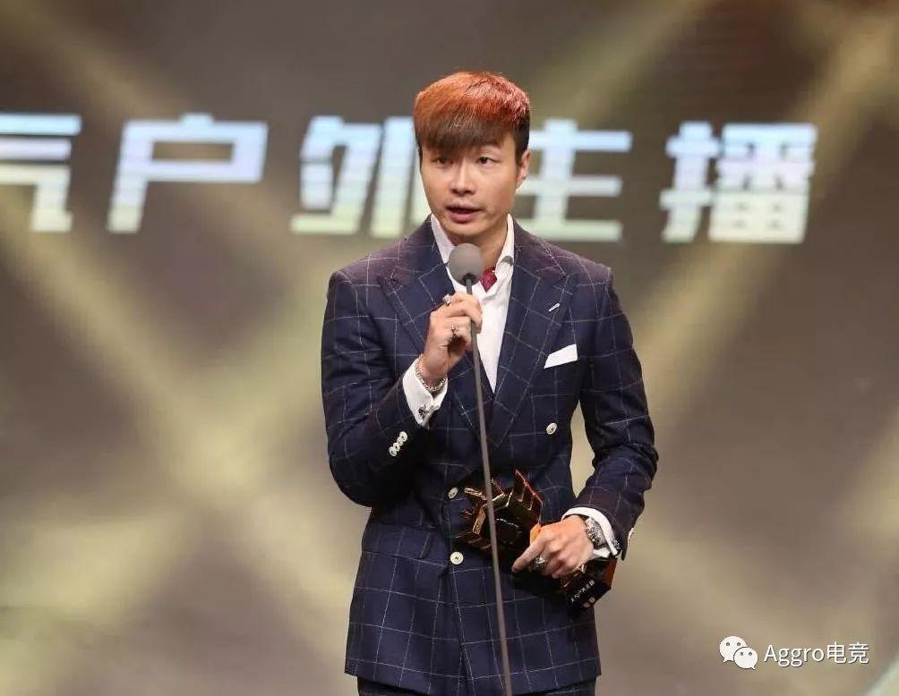 帝师坐全球最豪华头等舱飞迪拜花十万享受空中淋浴太真实