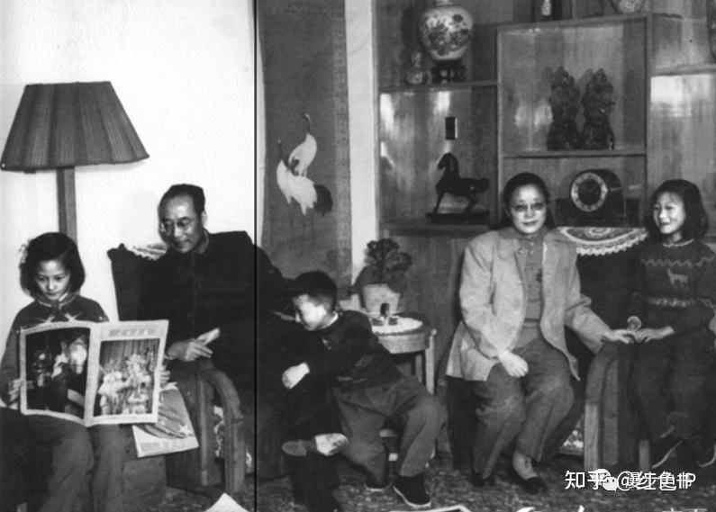 60年李克农拜访韩练成,看到他夫人汪萍笑称:没想到七嫂深藏不露 - 知乎