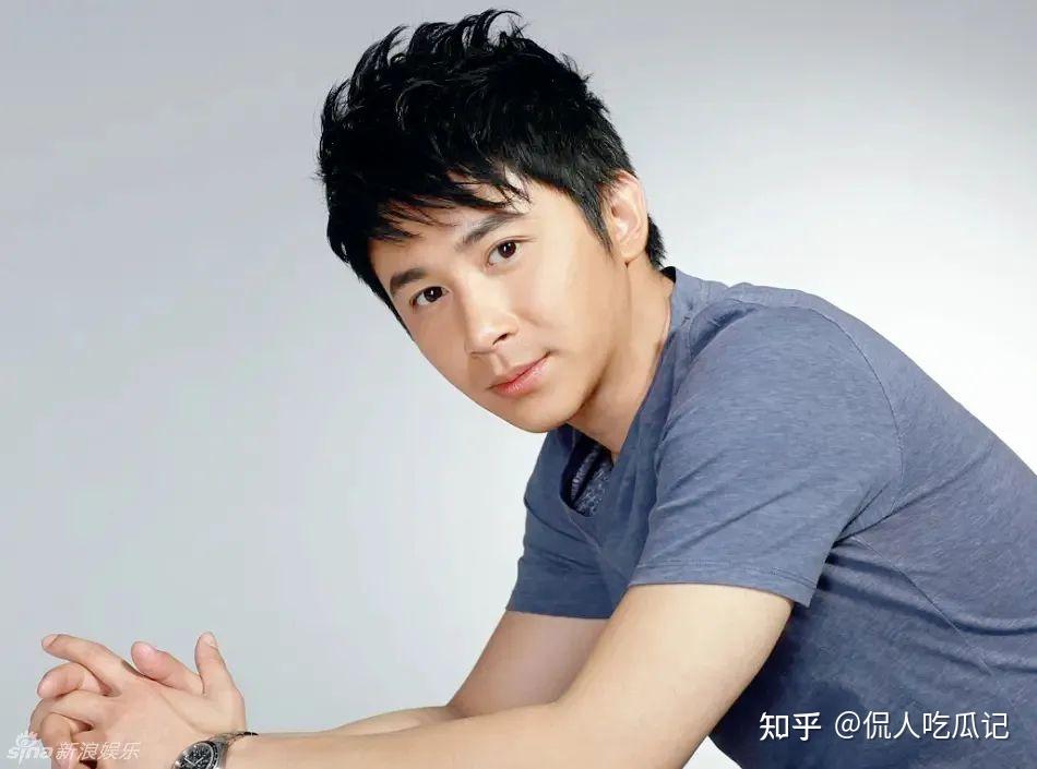 《珠江人家》张浩天:30岁害怕成光棍,40岁有俩娃,他有演技却不火