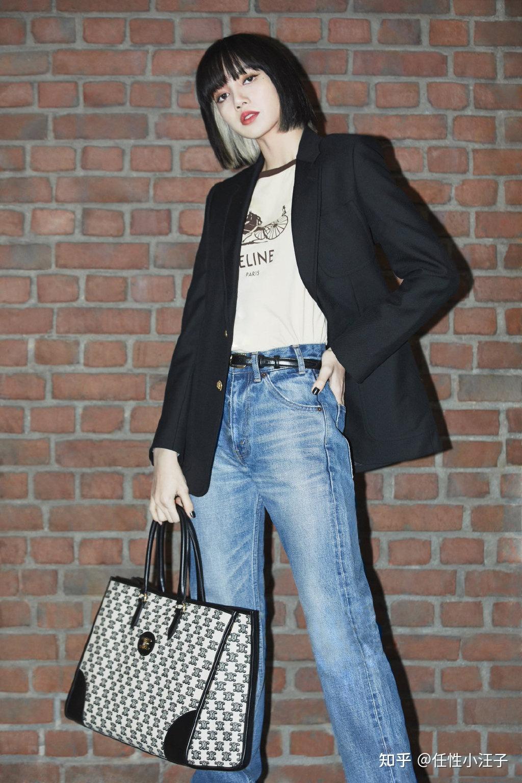 lisa的西装造型太飒了甜美利落的造型搭配尽显好身材