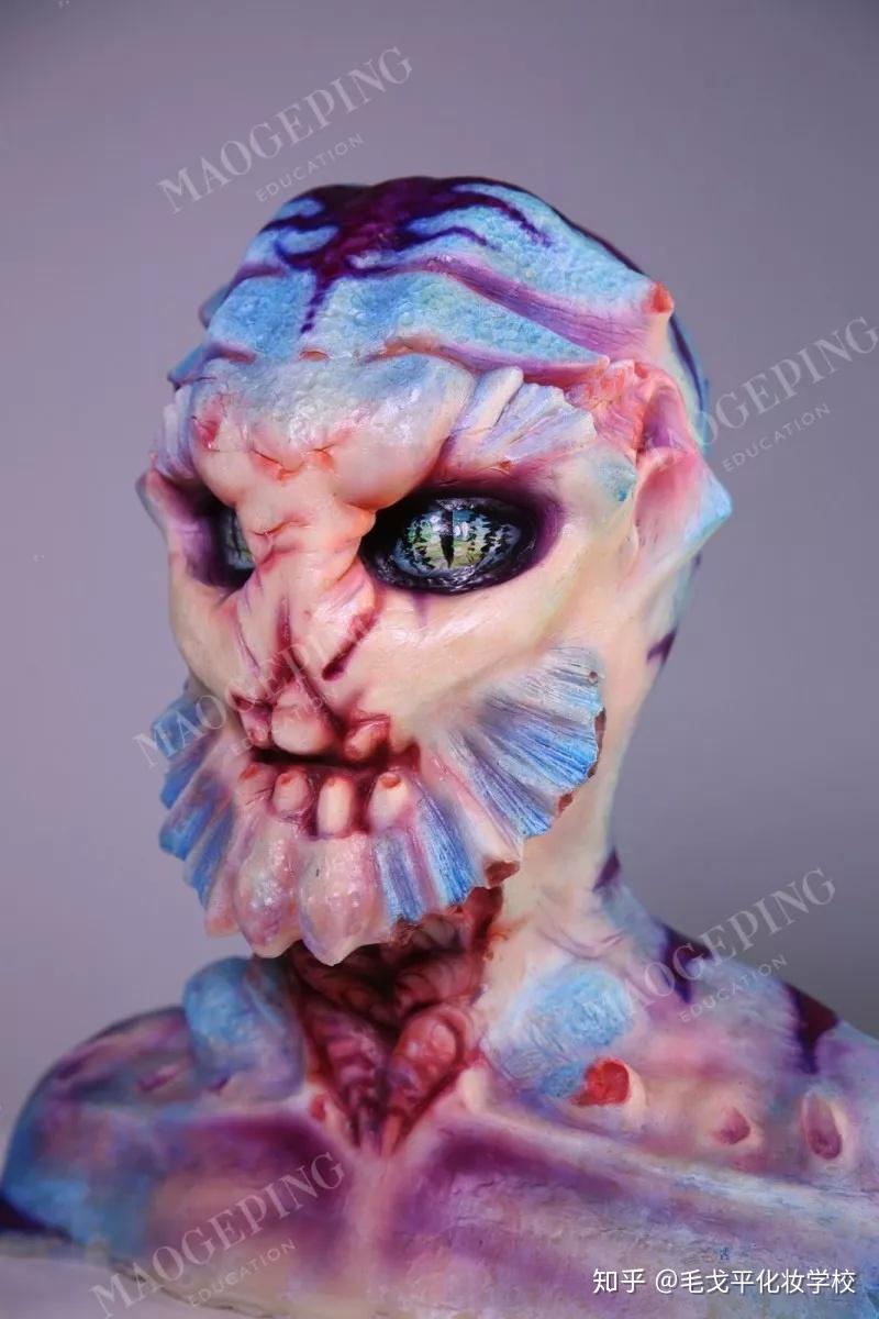 特效化妆太厉害化完妆就像换了个头