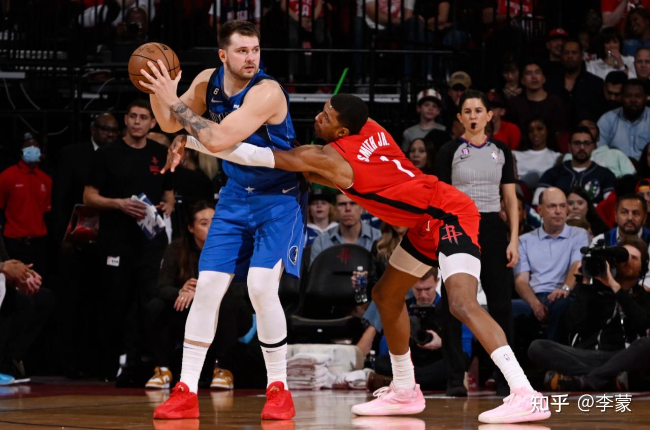 勇士近况不佳火箭替换勇士进入附加赛的区间概率有多大