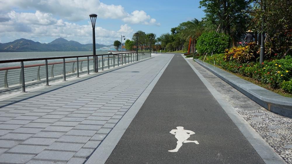 你离深圳颜值担当只有66公里的距离
